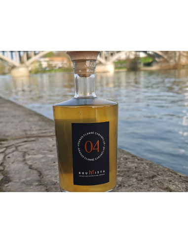 1 bouteille de Rhum infusé Ananas 50 cl Le MVP de beaucoup